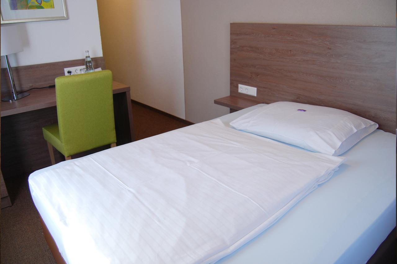 Hotel Wagner Am Marktplatz Bad Wimpfen Esterno foto